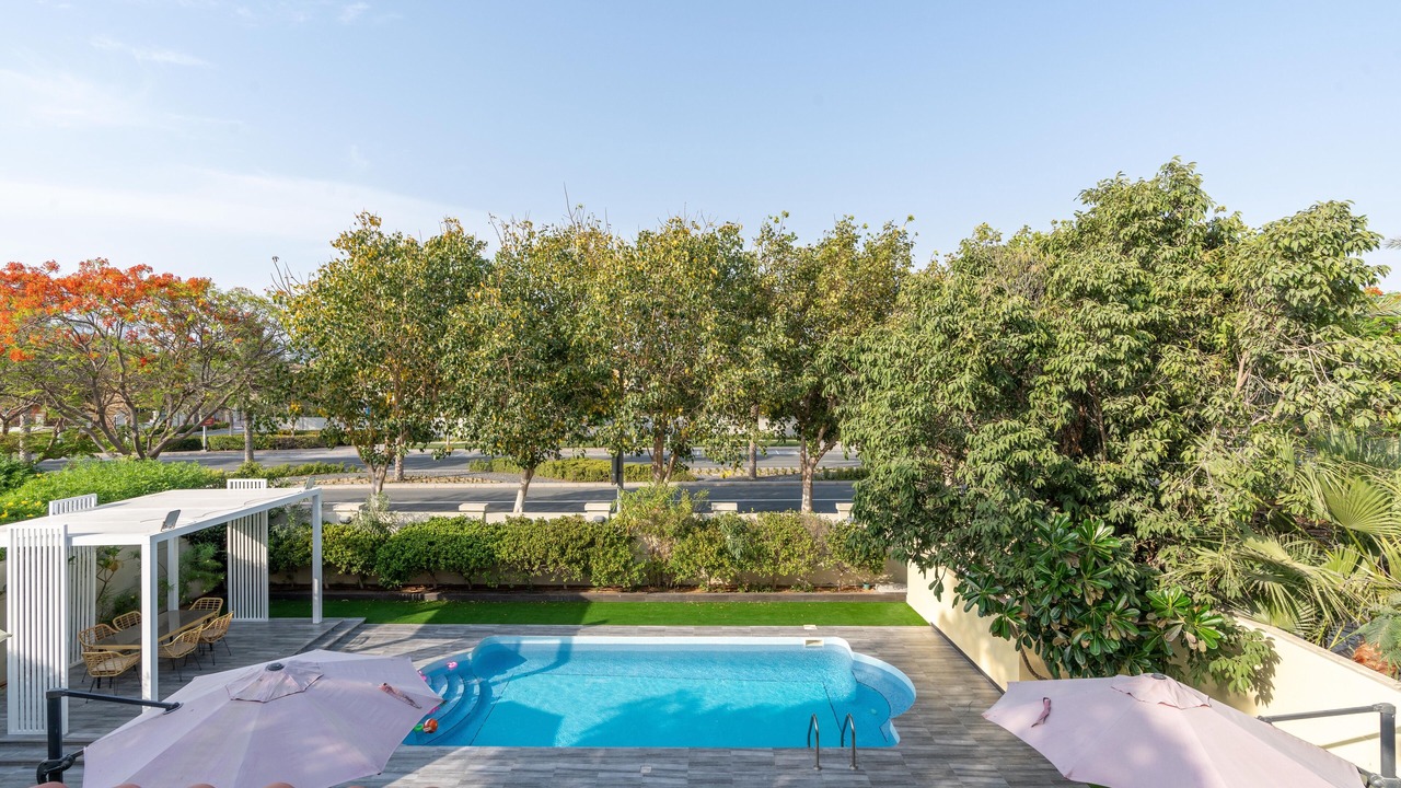 Photo of Outdoor in Jumeirah Park