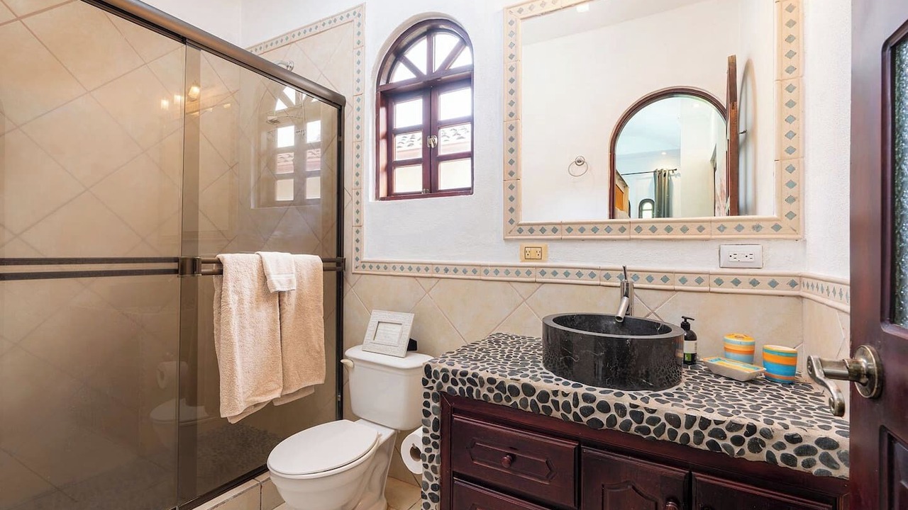 Photo of Bathroom in Tamarindo
