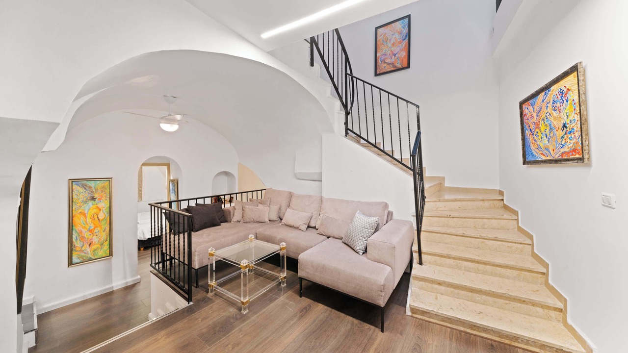 Photo of Livingroom in Mahane Israel