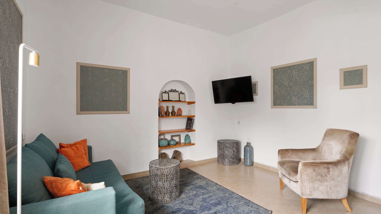 Photo of Livingroom in Mahane Israel