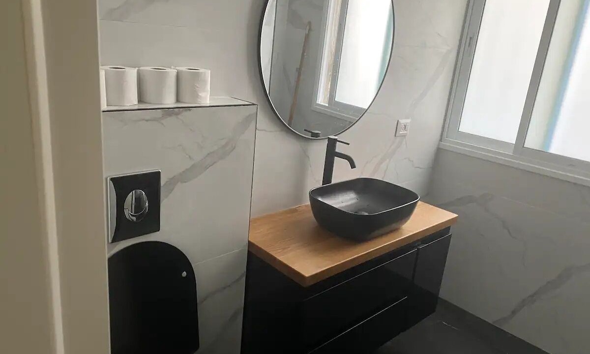 Photo of Bathroom in Bat Yam
