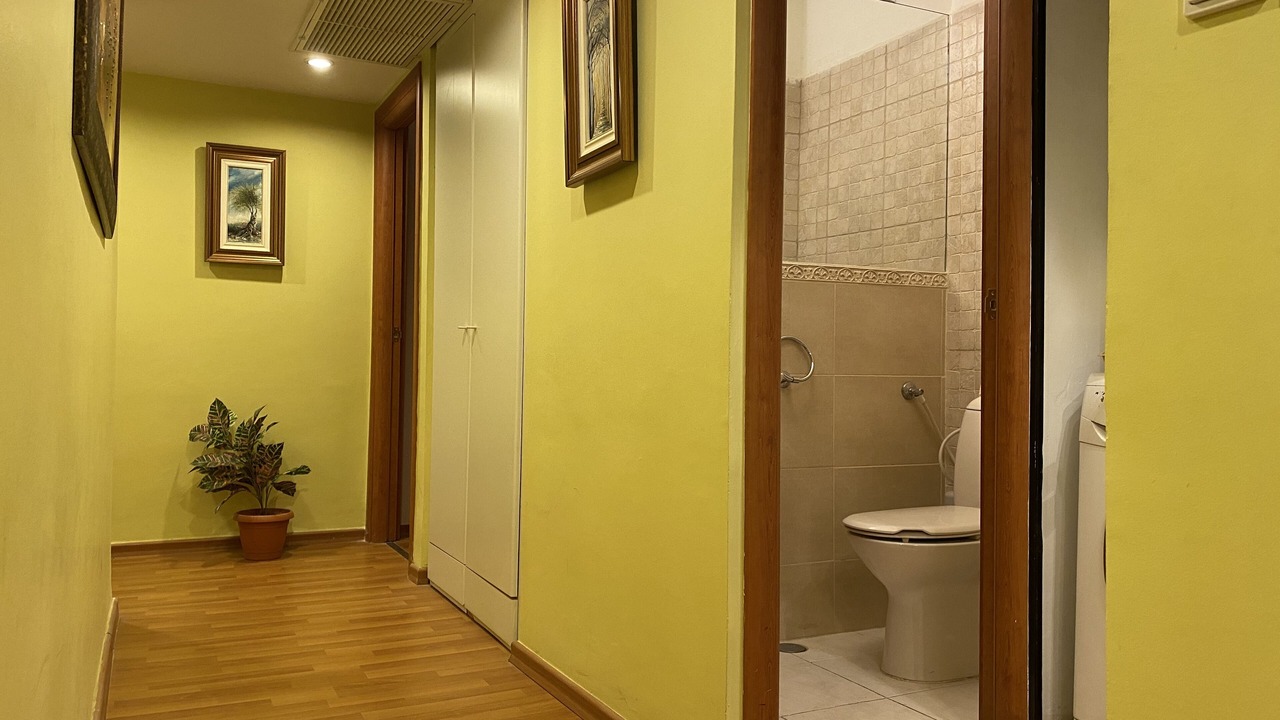 Photo of Bathroom in Emek Refaim