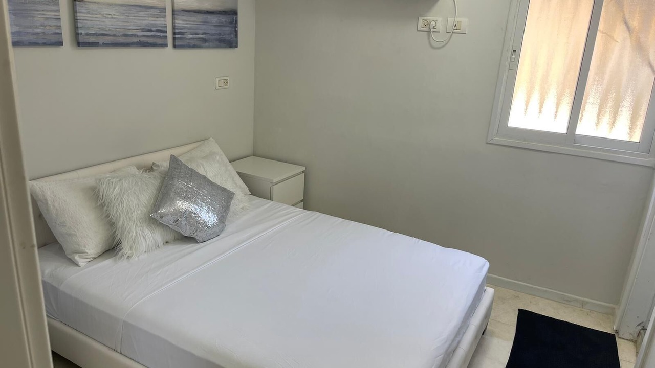 Photo of Bedroom in Jaffa