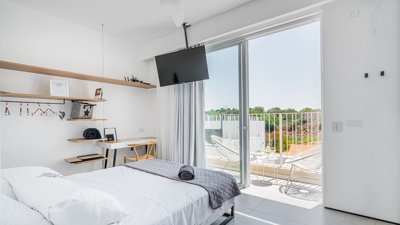 Photo of Bedroom in Caesarea