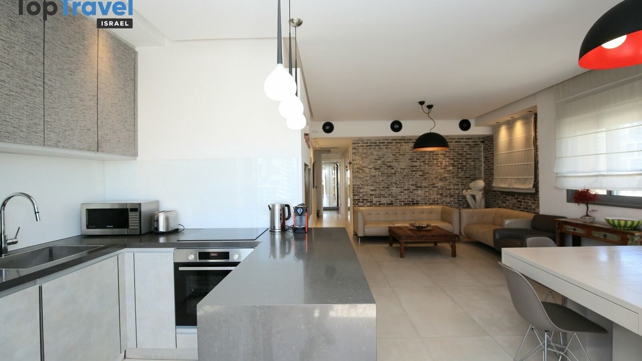 Photo of Kitchen in Kerem HaTeimanim