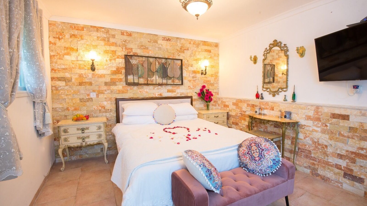 Photo of Bedroom in Bat Shlomo