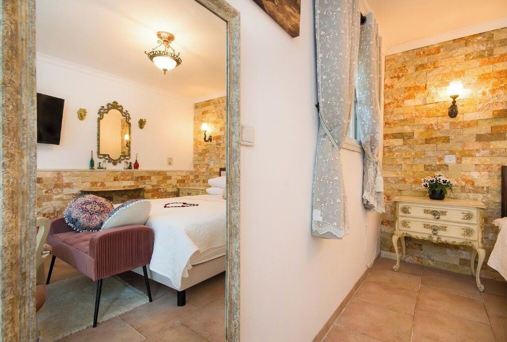 Photo of Bedroom in Bat Shlomo