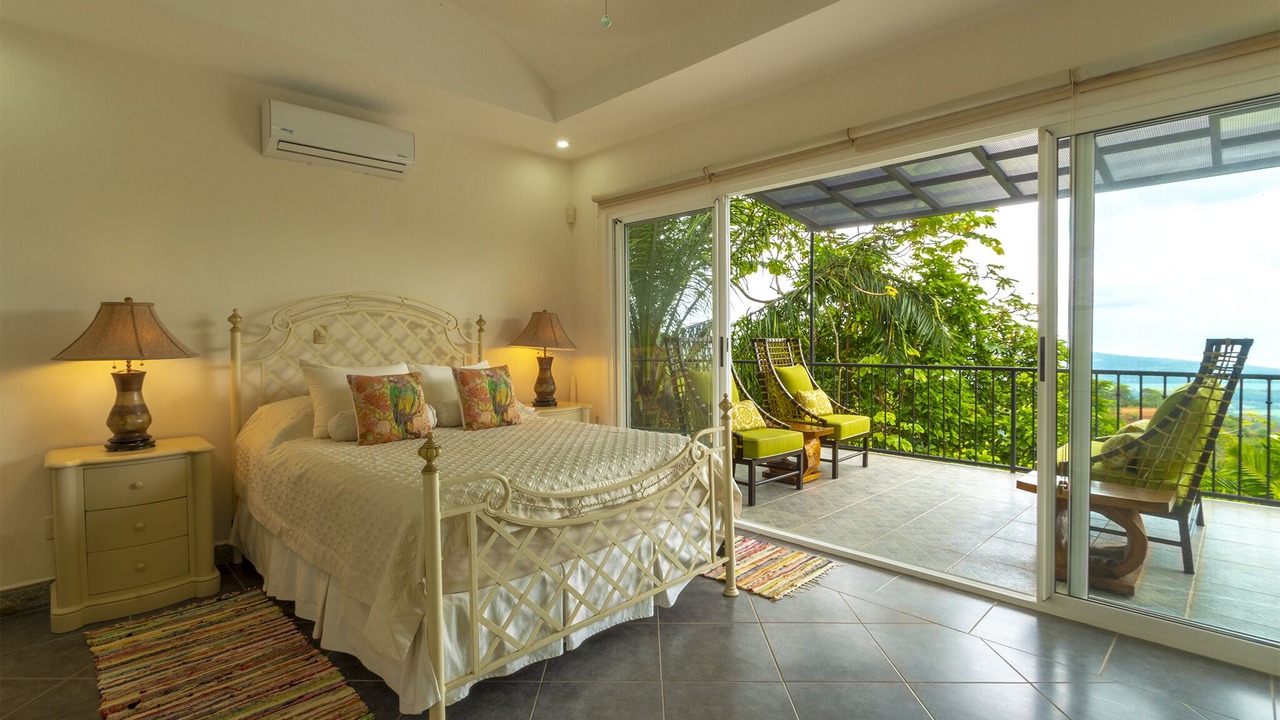 Photo of Bedroom in Jaco