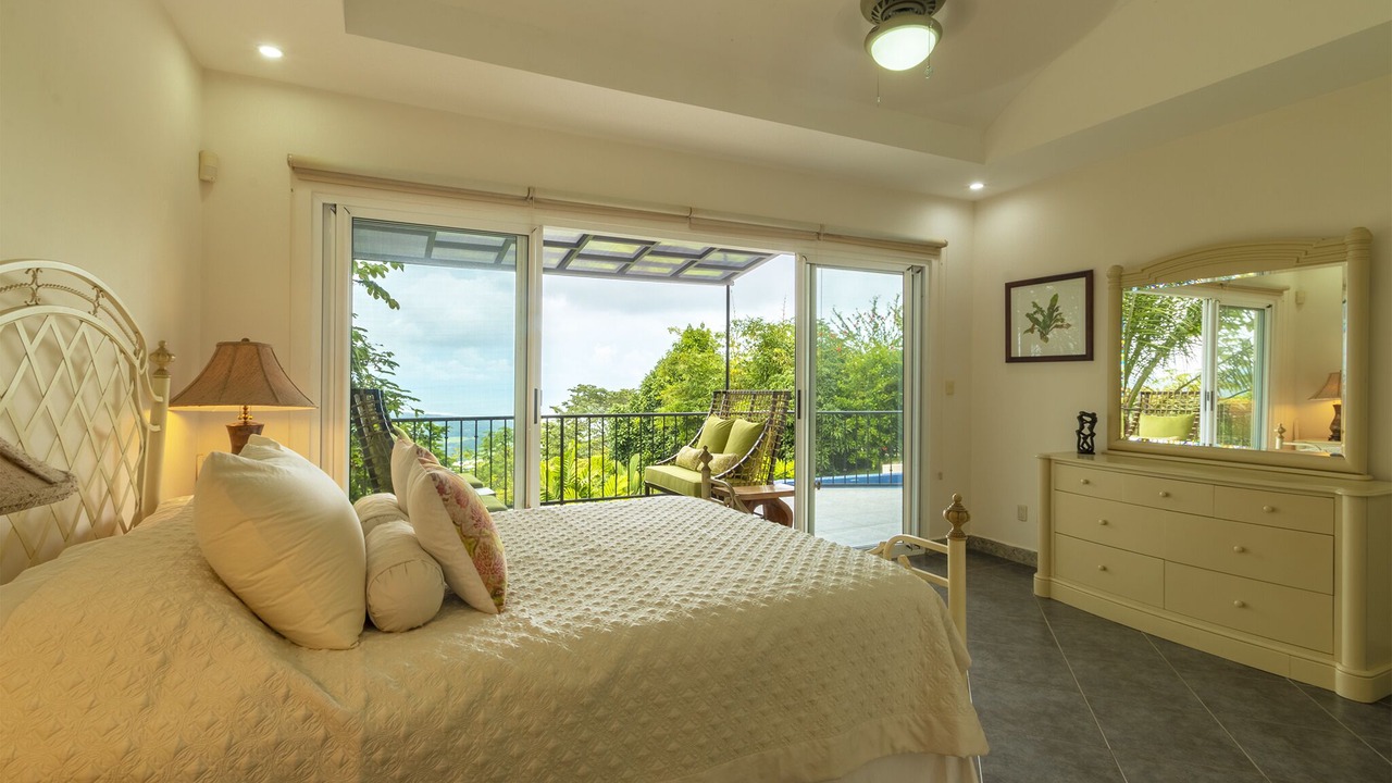 Photo of Bedroom in Jaco