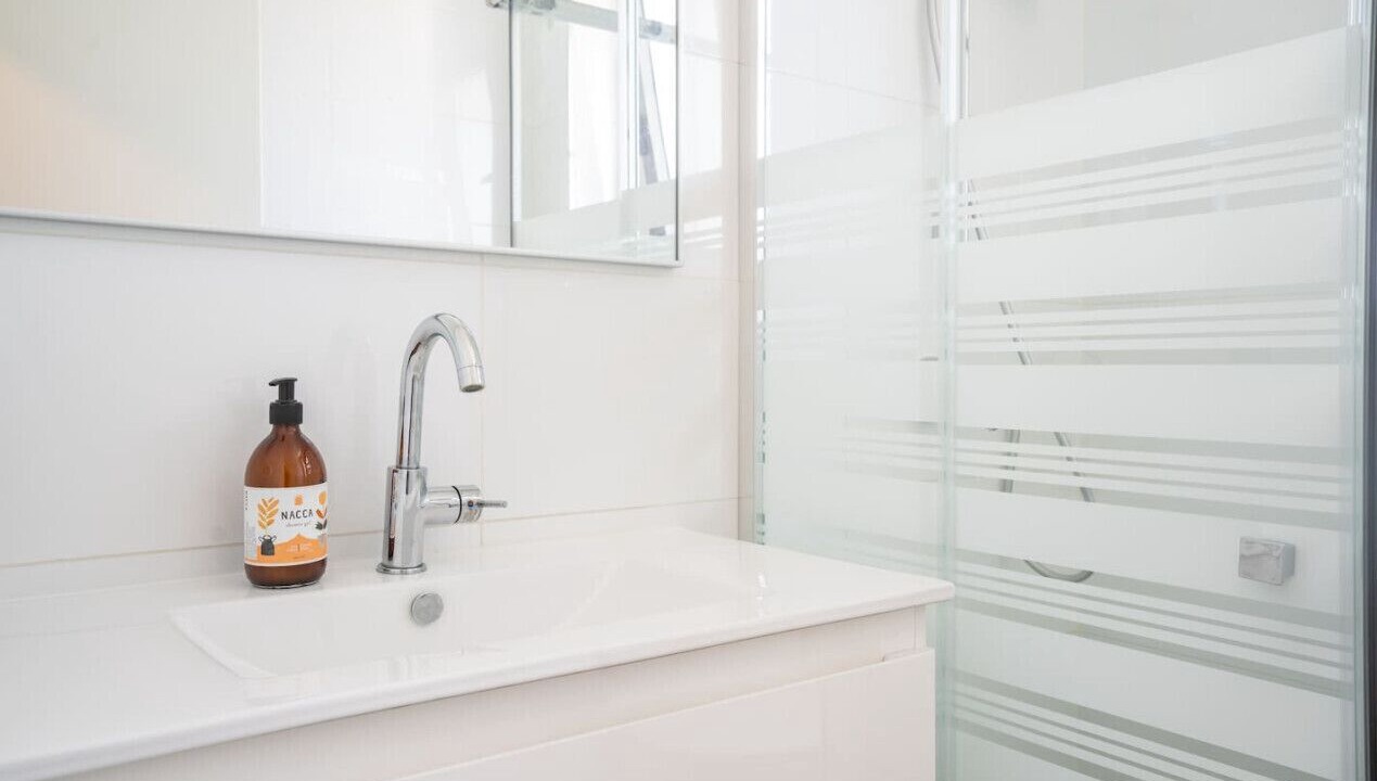 Photo of Bathroom in Nahariya