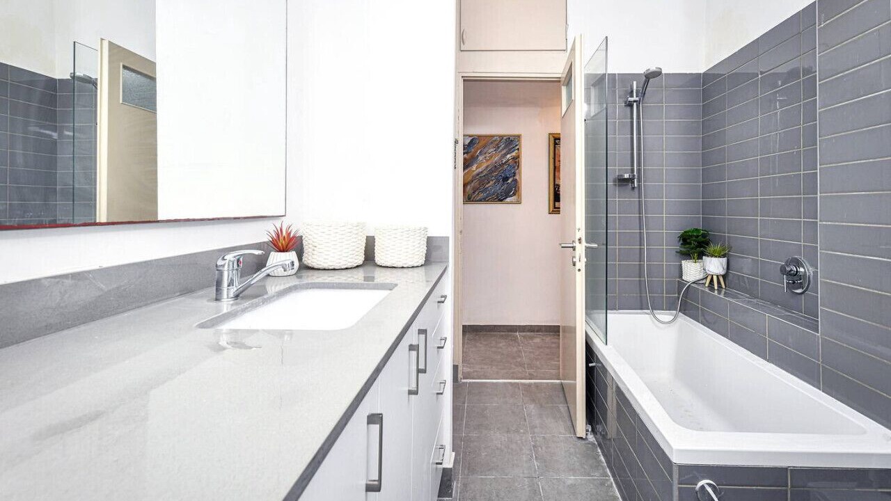 Photo of Bathroom in Tel Aviv City Center