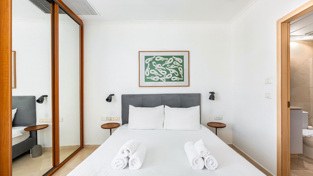 Photo of Bedroom in Tel Aviv Promenade
