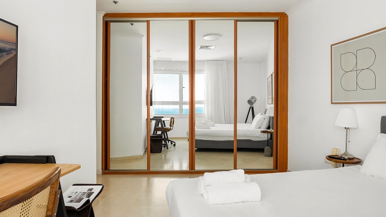 Photo of Bedroom in Tel Aviv Promenade