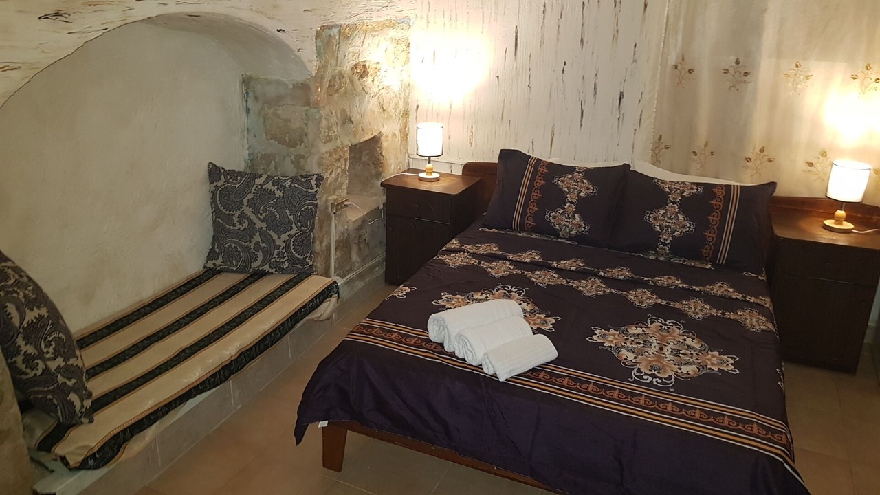 Photo of Bedroom in Old City