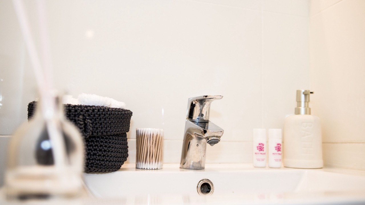 Photo of Bathroom in Nachlaot