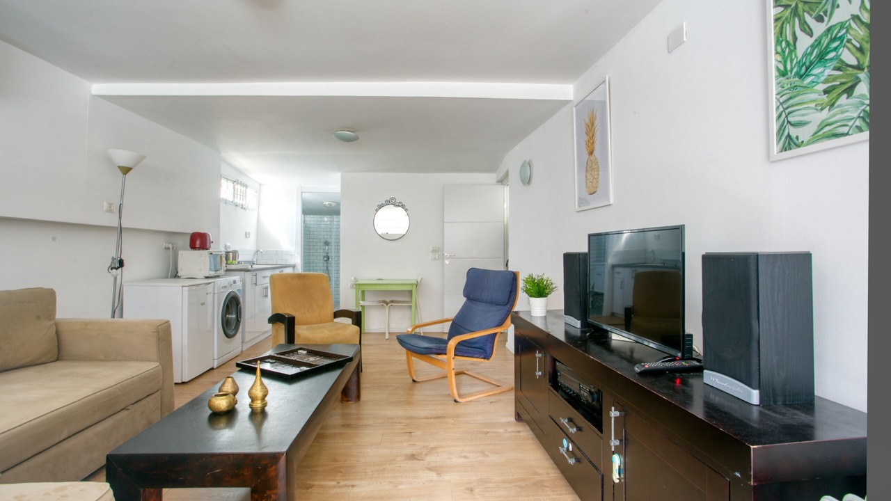 Photo of Livingroom in Kerem HaTeimanim