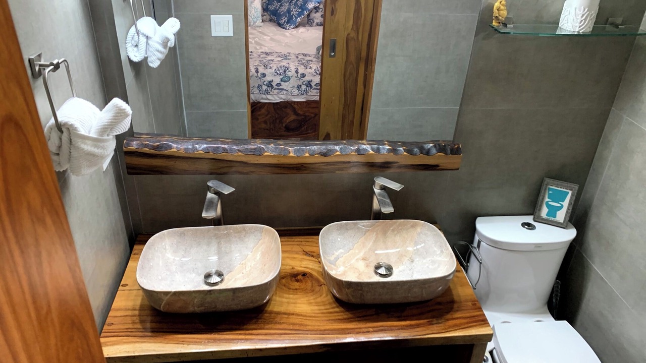Photo of Bathroom in Potrero
