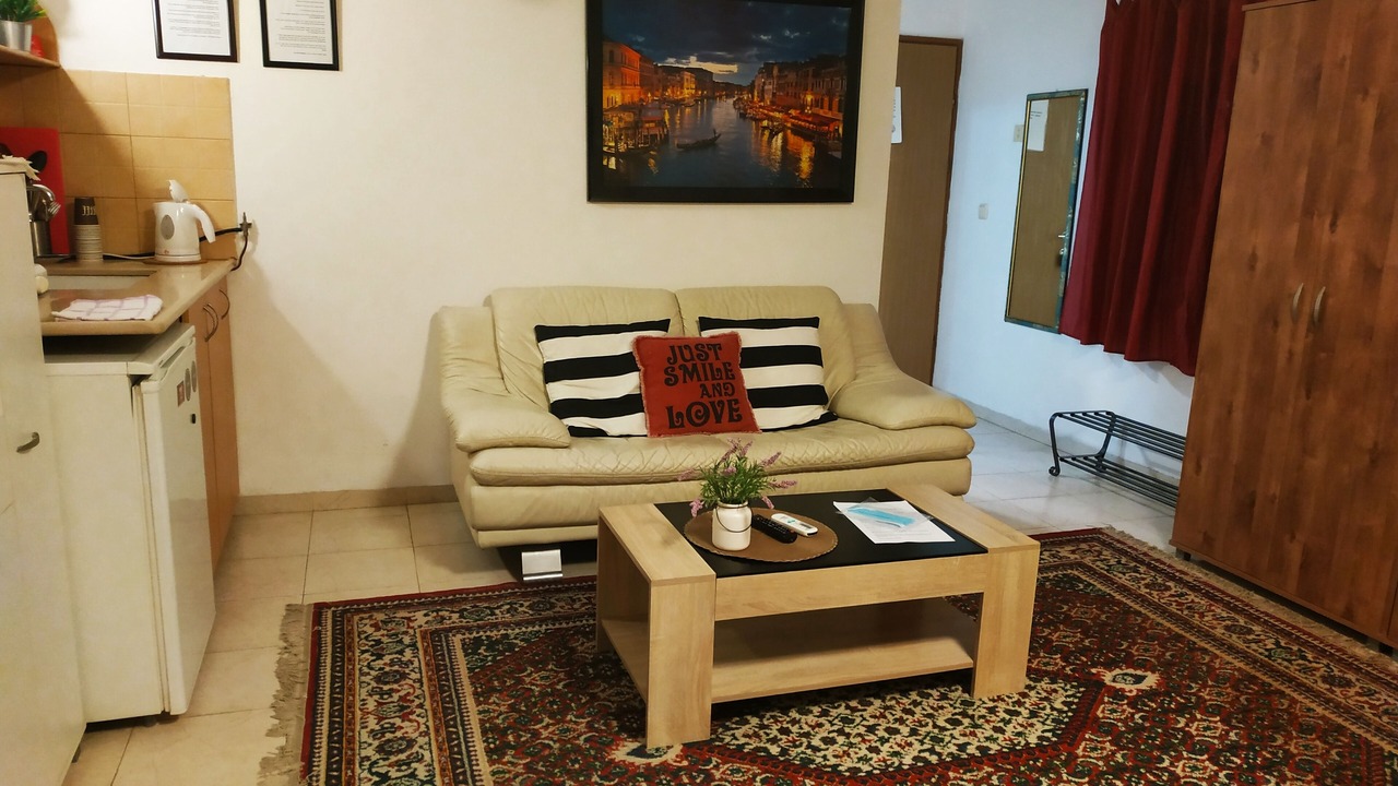 Photo of Livingroom in HaGoshrim