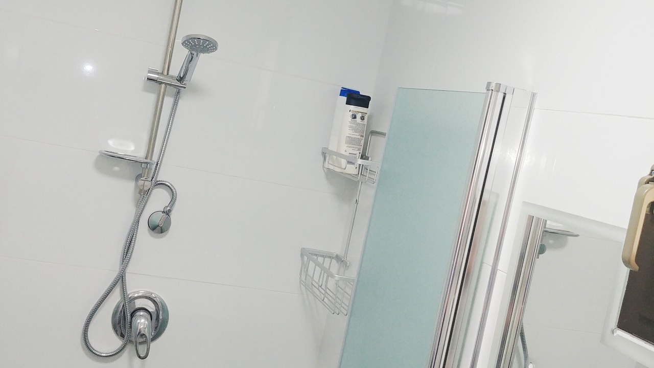 Photo of Bathroom in Arad