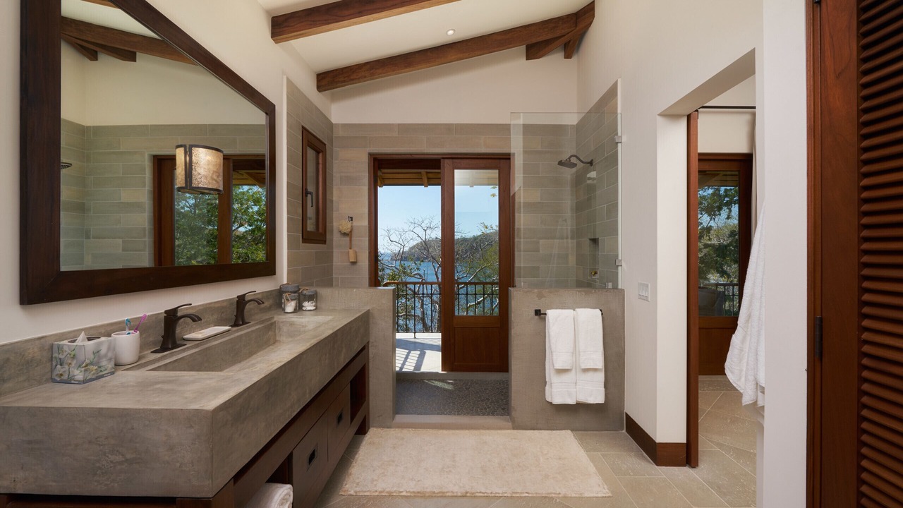 Photo of Bathroom in Las Catalinas