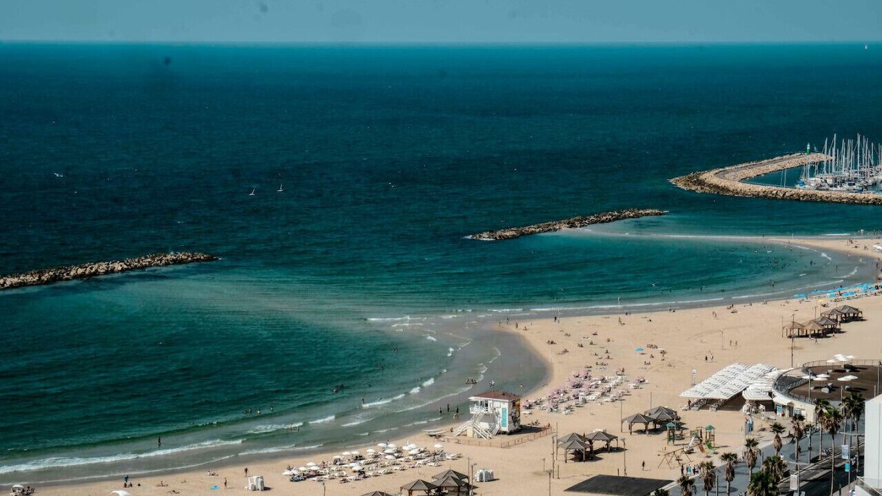 Photo of Others in Tel Aviv Promenade