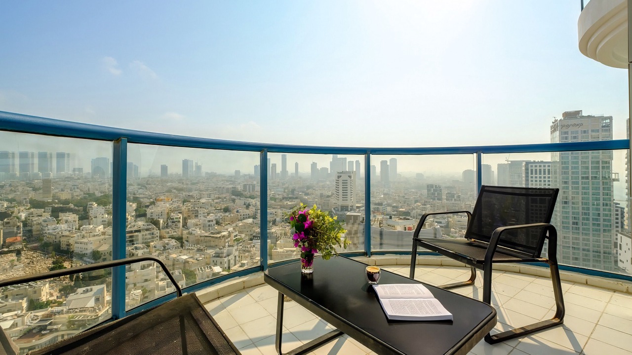 Photo of Patio Balcony in Tel Aviv Promenade