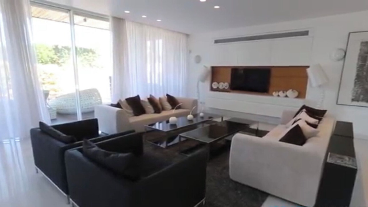 Photo of Livingroom in Herzliya Pituach