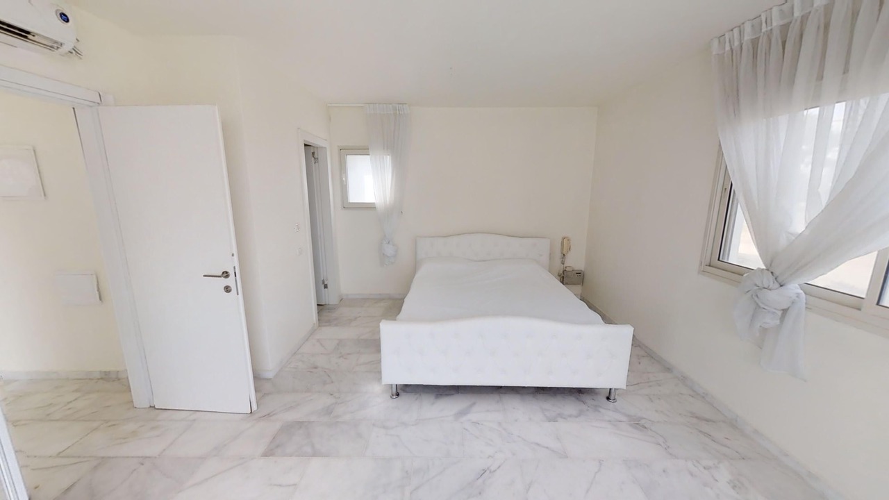 Photo of Bedroom in Herzliya