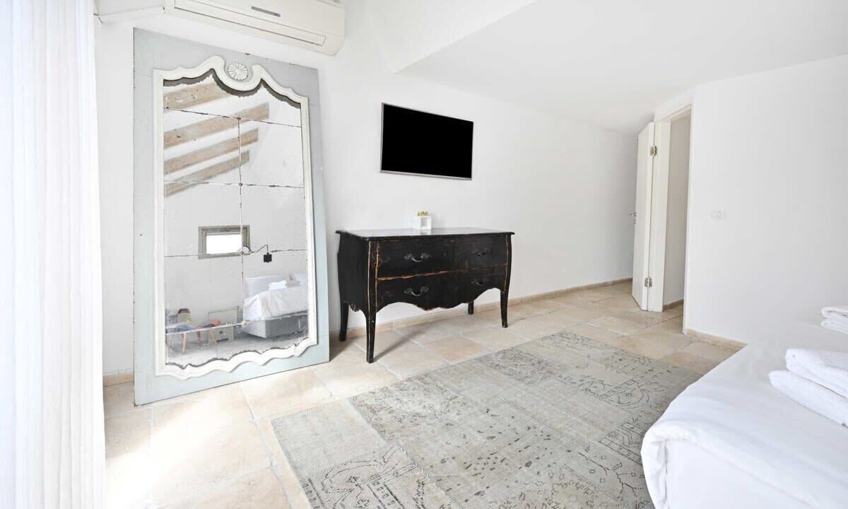 Photo of Bedroom in Neve Tzedek