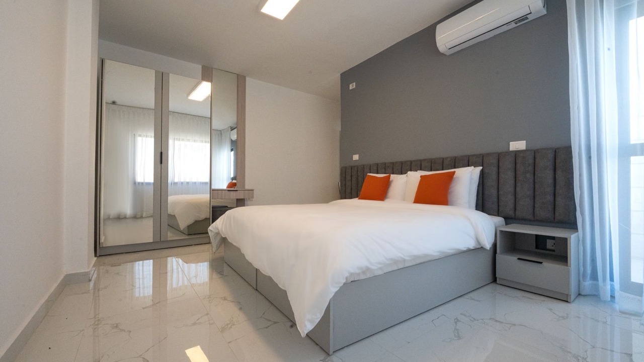 Photo of Bedroom in Al Jubeiha
