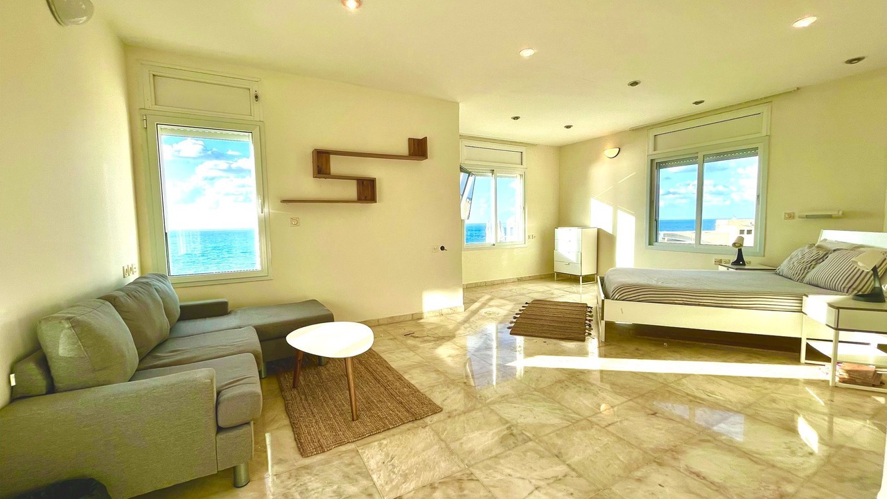 Photo of Bedroom in Tel Aviv Promenade