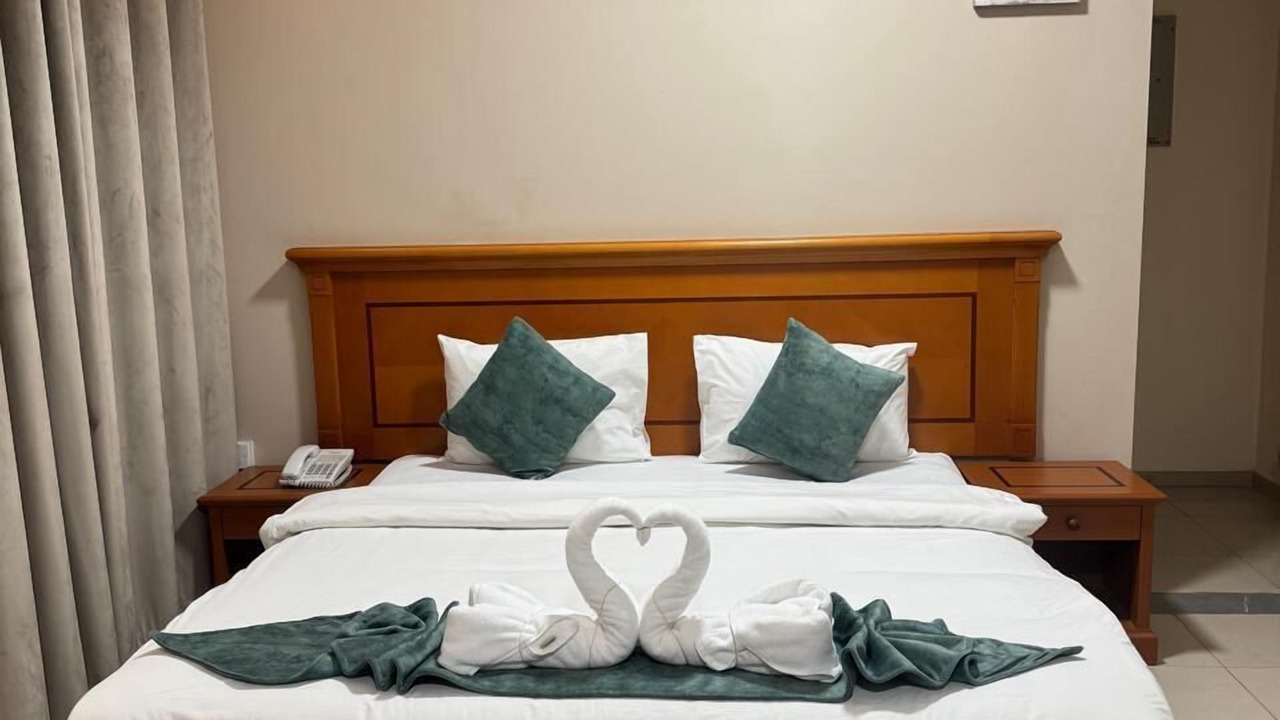 Photo of Bedroom in Azaiba