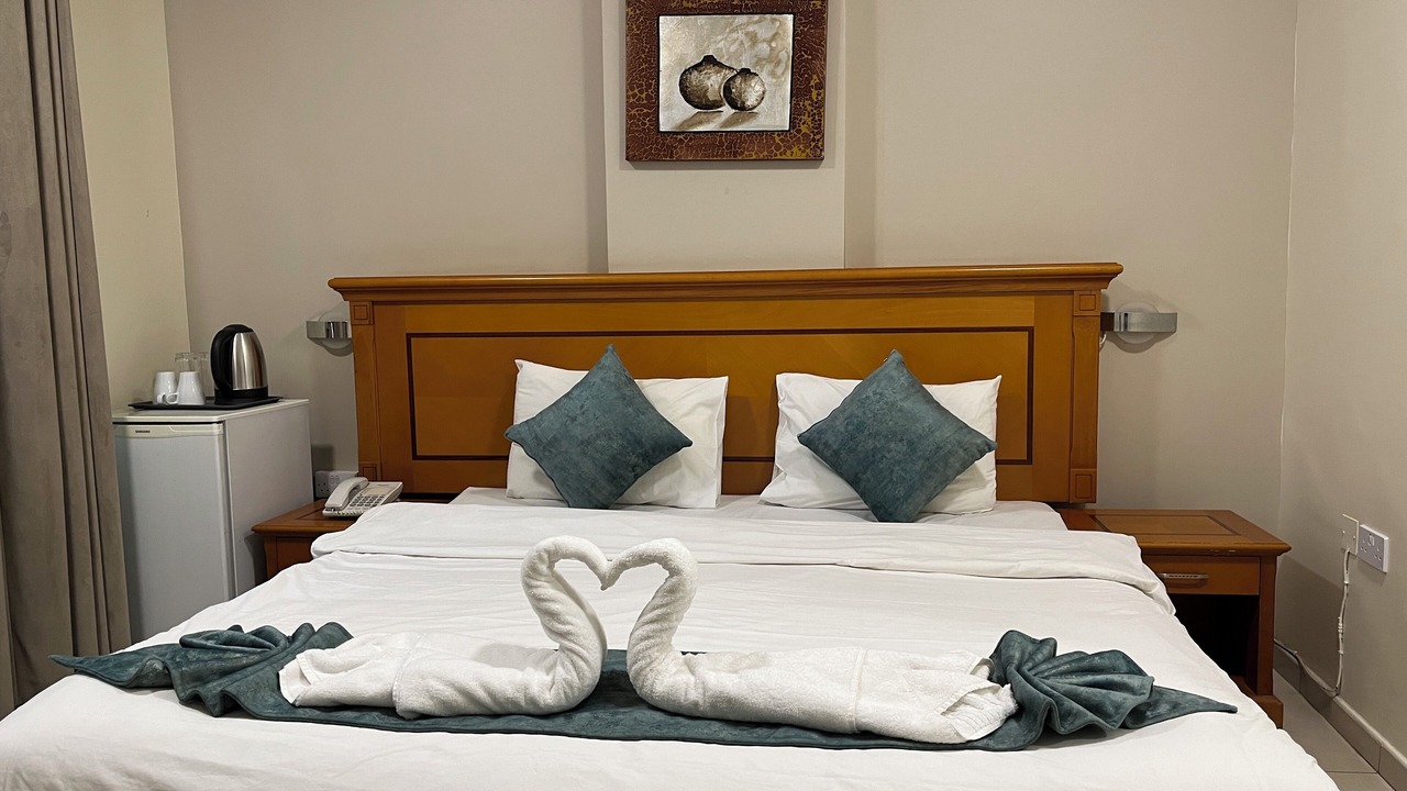 Photo of Bedroom in Azaiba