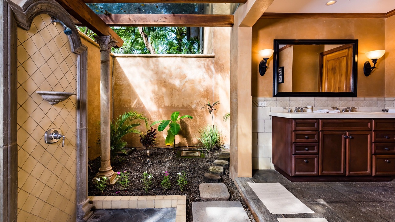 Photo of Bathroom in Playa Langosta