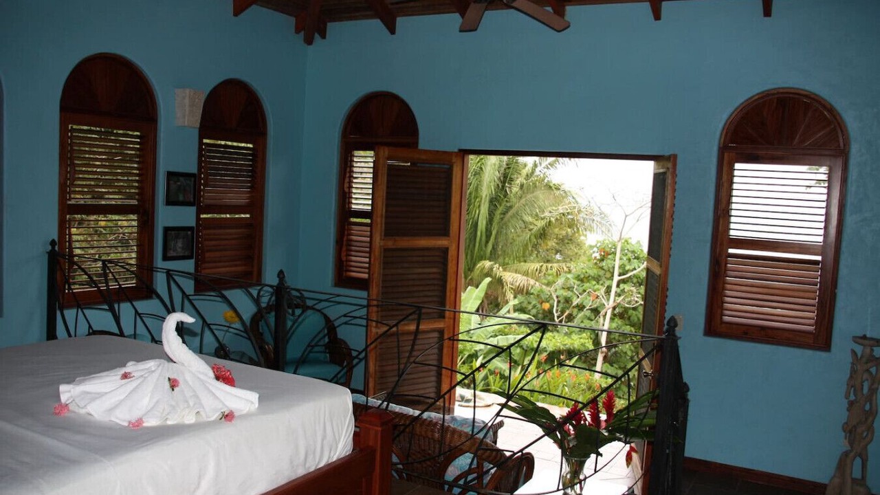 Photo of Bedroom in Cabo Matapalo