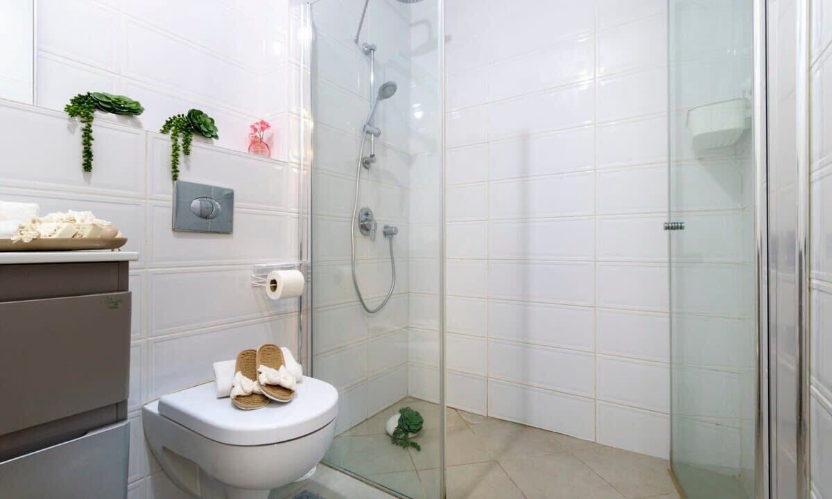 Photo of Bathroom in Jerusalem City Centre
