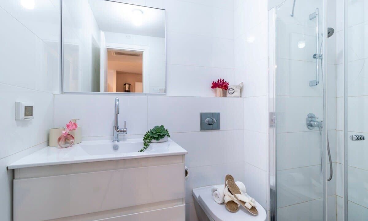 Photo of Bathroom in Jerusalem City Centre