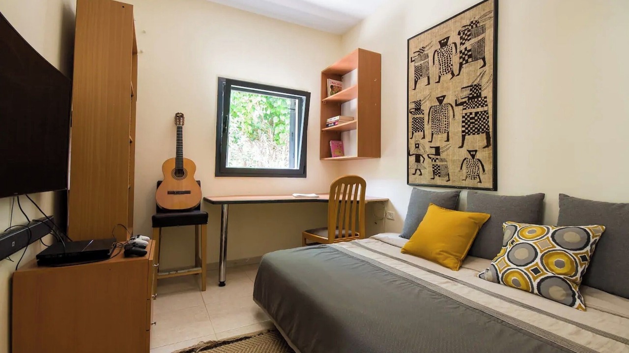 Photo of Bedroom in Caesarea