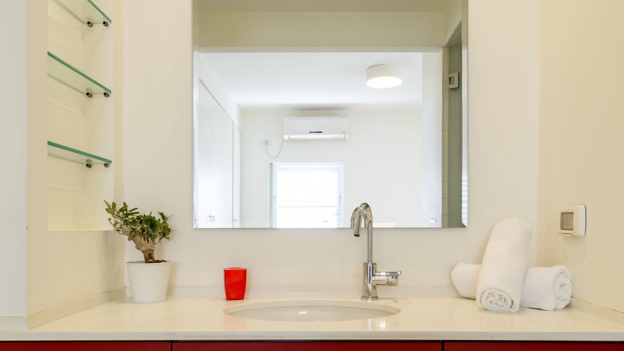 Photo of Bathroom in Tel Aviv