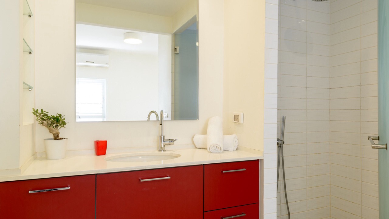 Photo of Bathroom in Tel Aviv