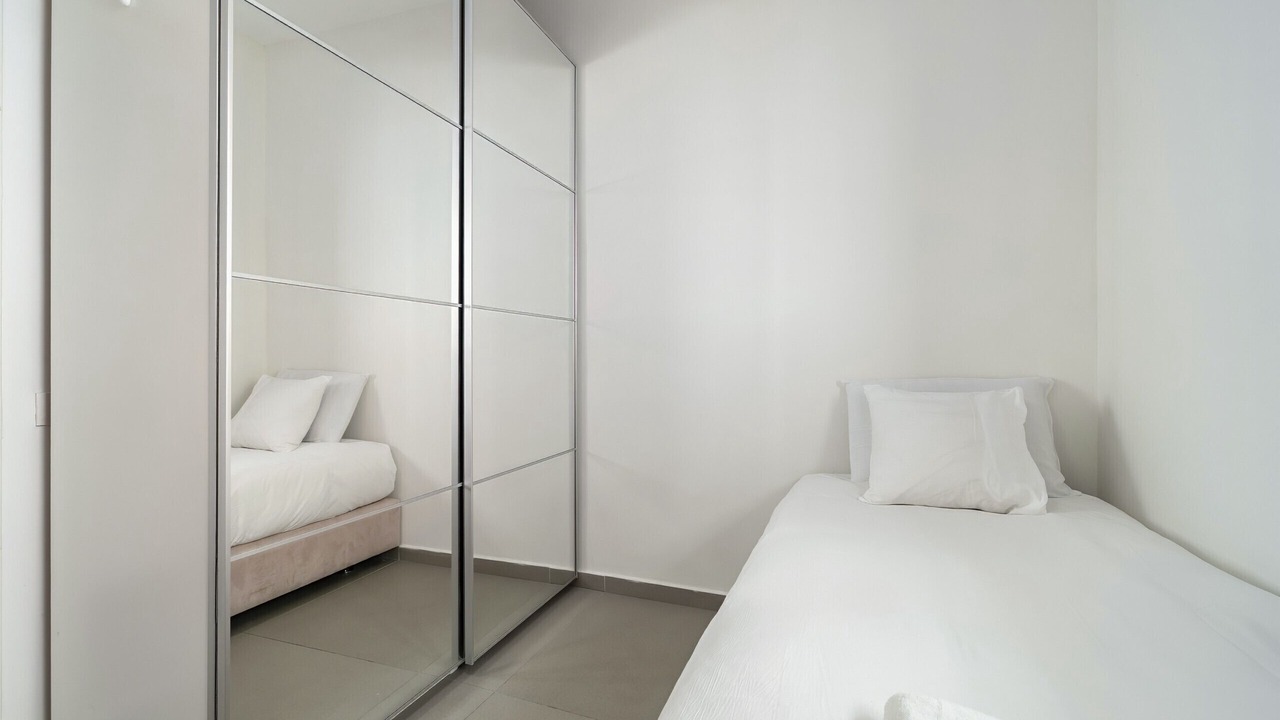 Photo of Bedroom in Tel Aviv Promenade