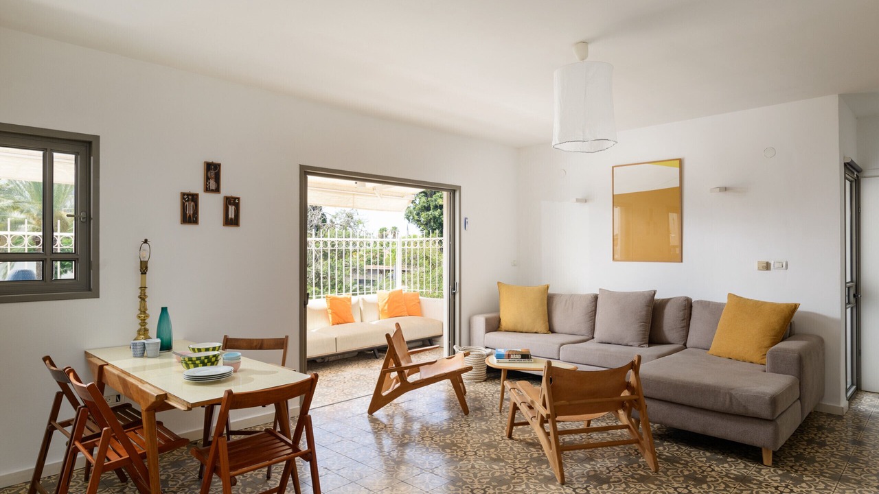Photo of Livingroom in Neve Tzedek