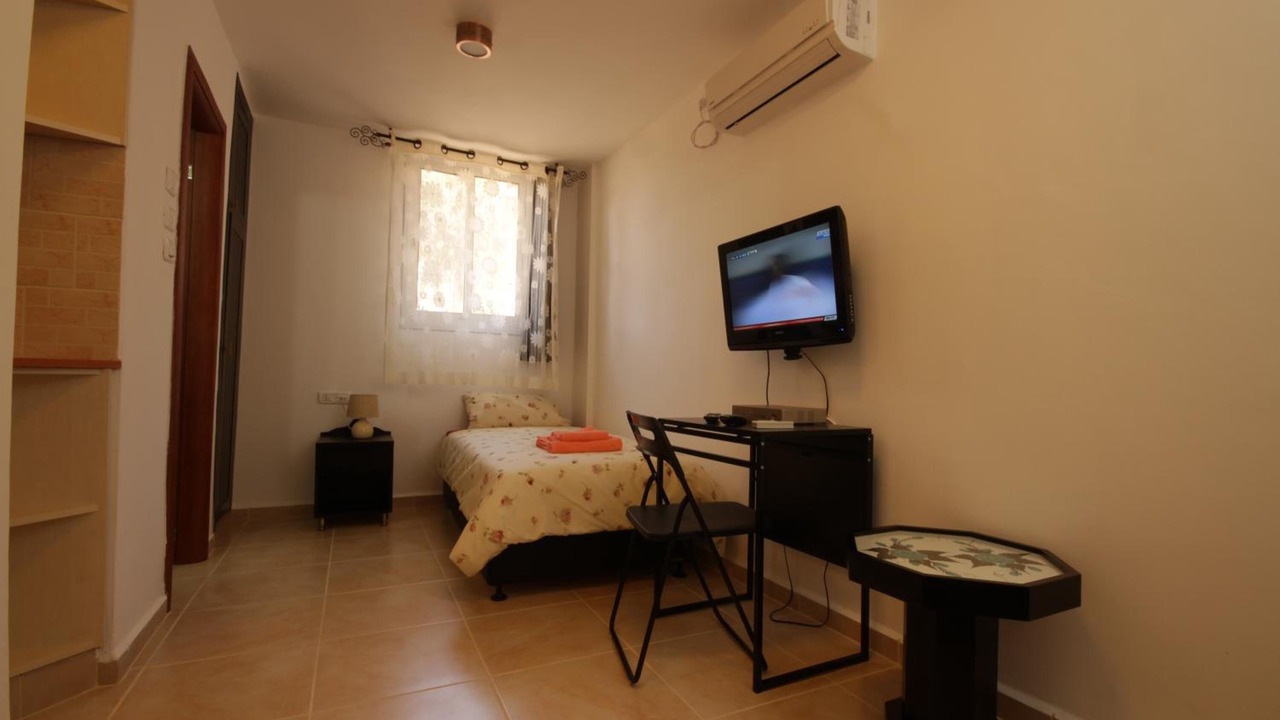 Photo of Bedroom in Dimona