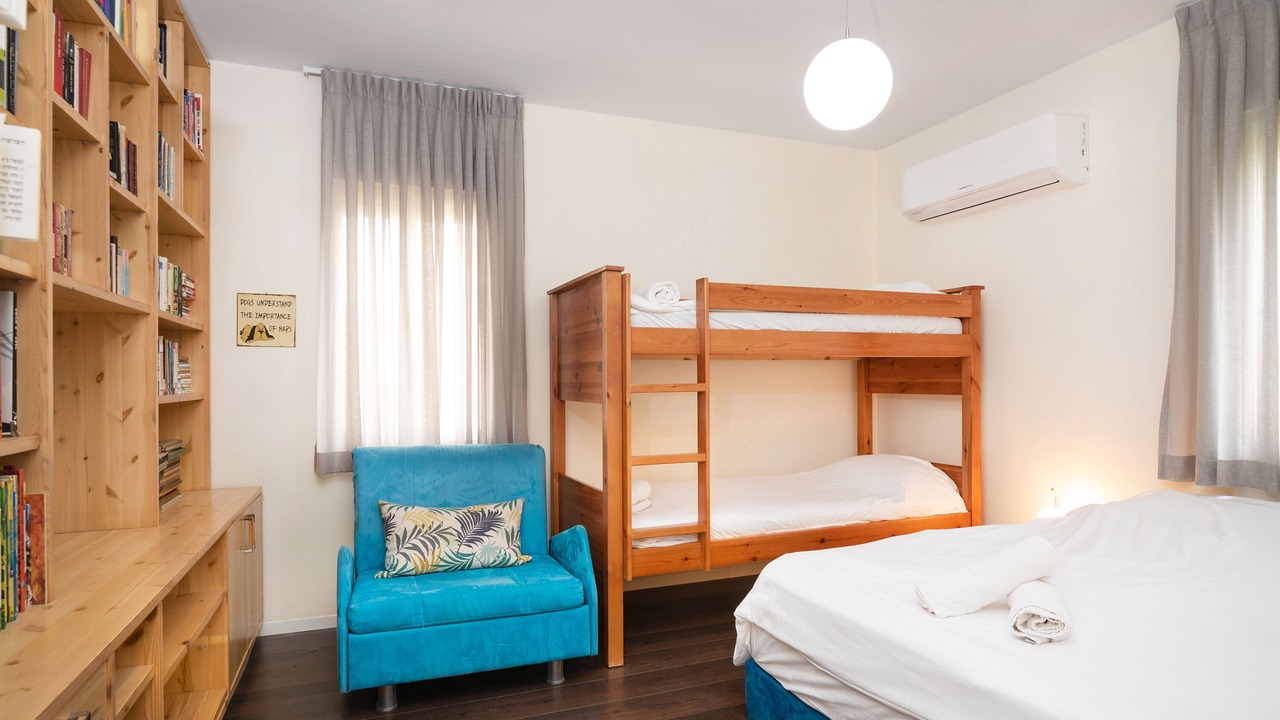 Photo of Bedroom in Ben Ami