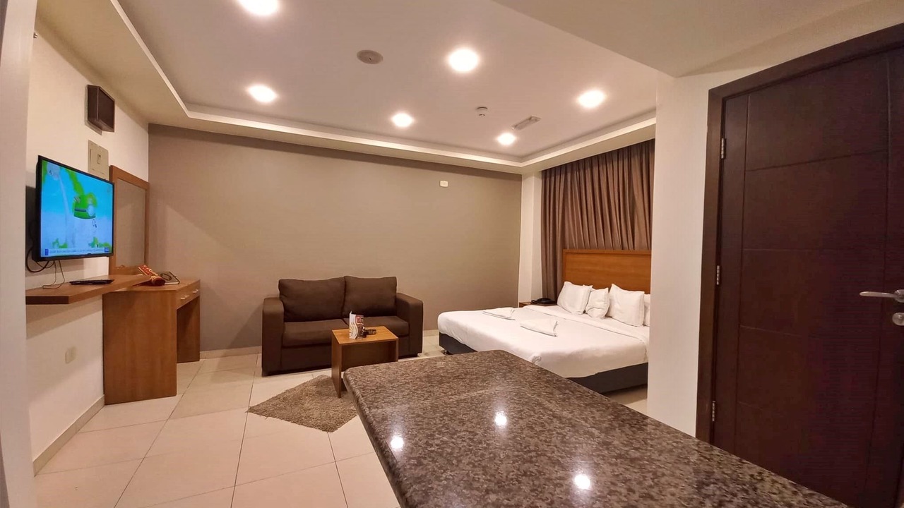 Photo of Bedroom in Al Jubeiha