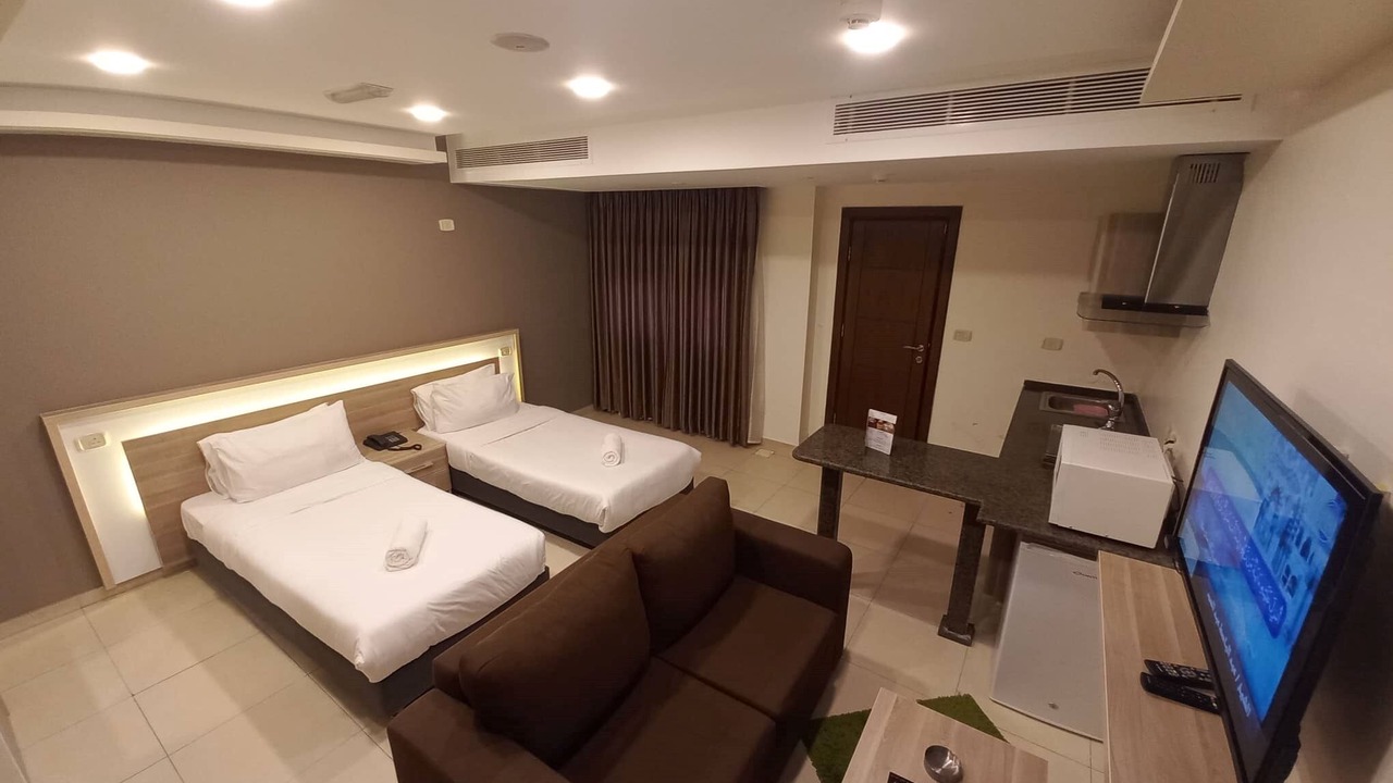 Photo of Bedroom in Al Jubeiha