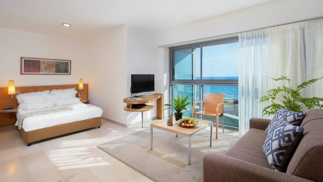 Photo of Bedroom in Herzliya Pituach
