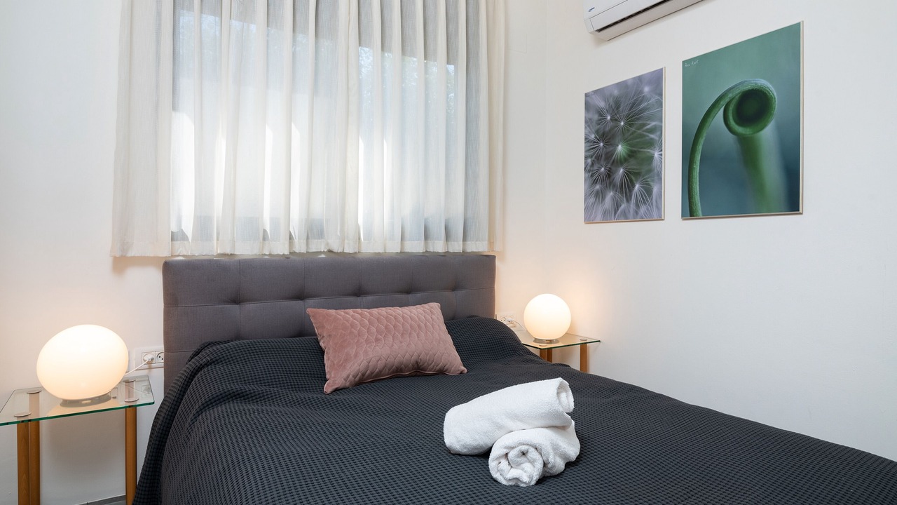Photo of Bedroom in Ben Ami