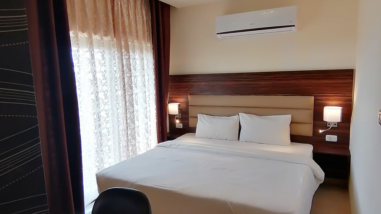 Photo of Bedroom in Al Jubeiha