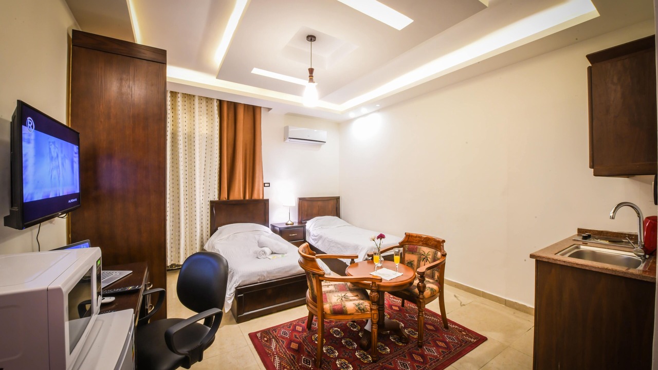 Photo of Bedroom in Al Jubeiha